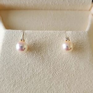 Mikimoto Akoya Stud Earrings with Diamond in 18k Yellow Gold (New)